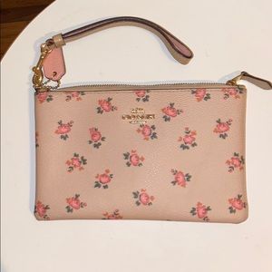 Coach Women's Pink Floral Bloom Wristlet